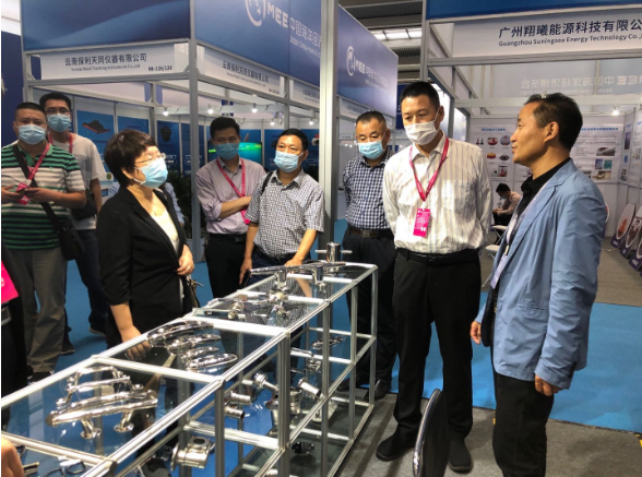 市海洋发展和渔业局党组书记许冬霞带队参加2020中国海洋经济博览会